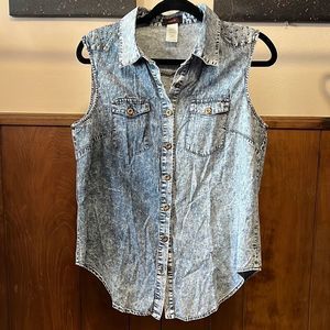 Mark denim sleeveless button up